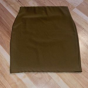 FOREVER 21 Pencil High Waist Mini Skirt in Green Olive. Size L